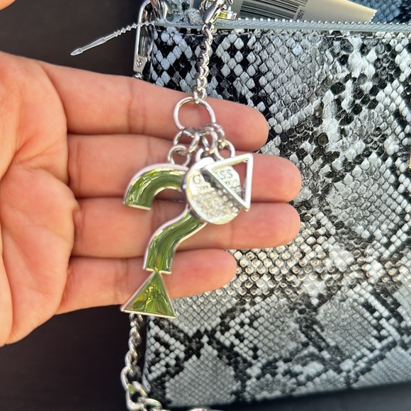 New GUESS Marg Top Handle Satchel - Picture 3 of 7